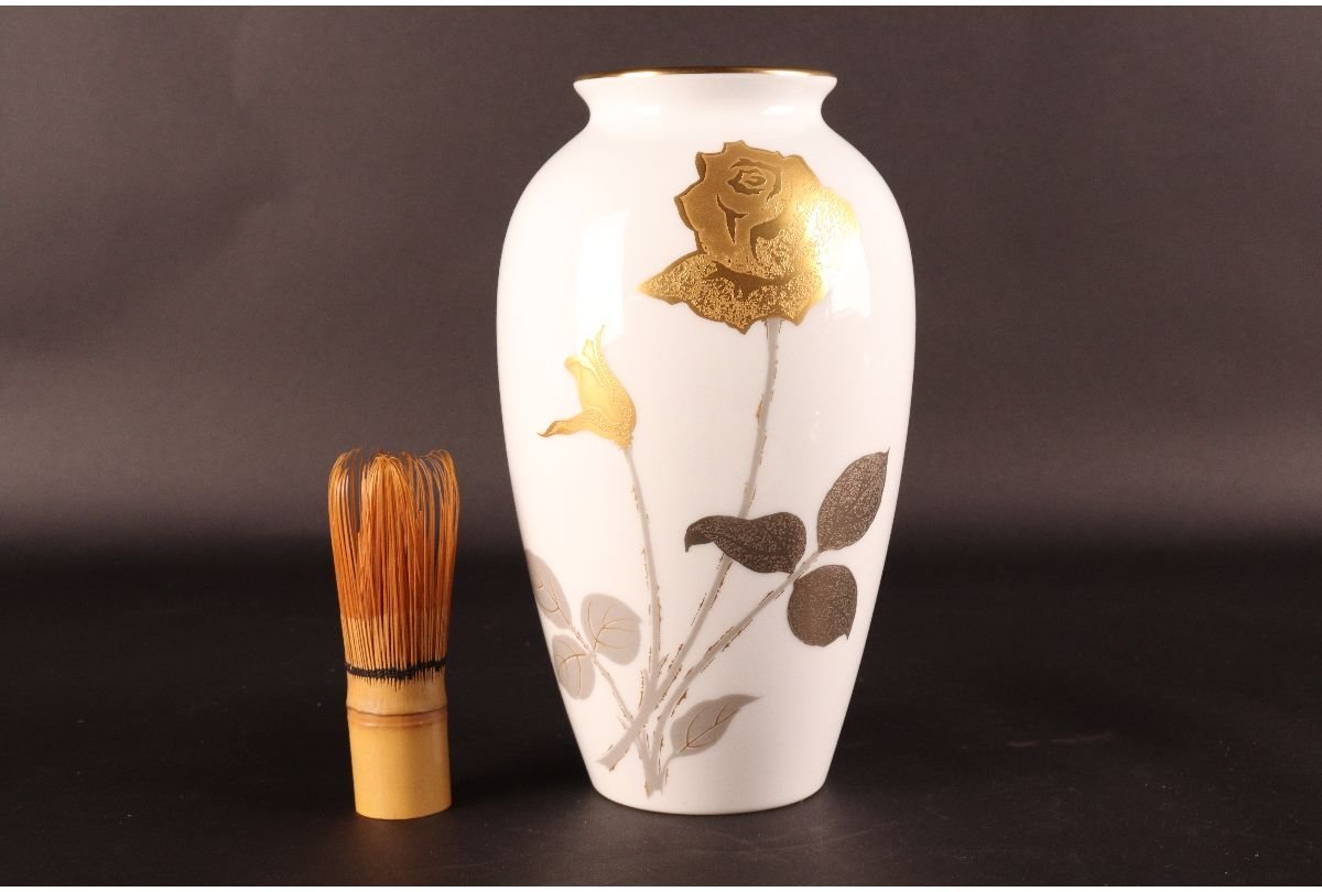 2025年最新大倉陶園 [URA]大倉陶園/金蝕薔薇紋花瓶/22cm/