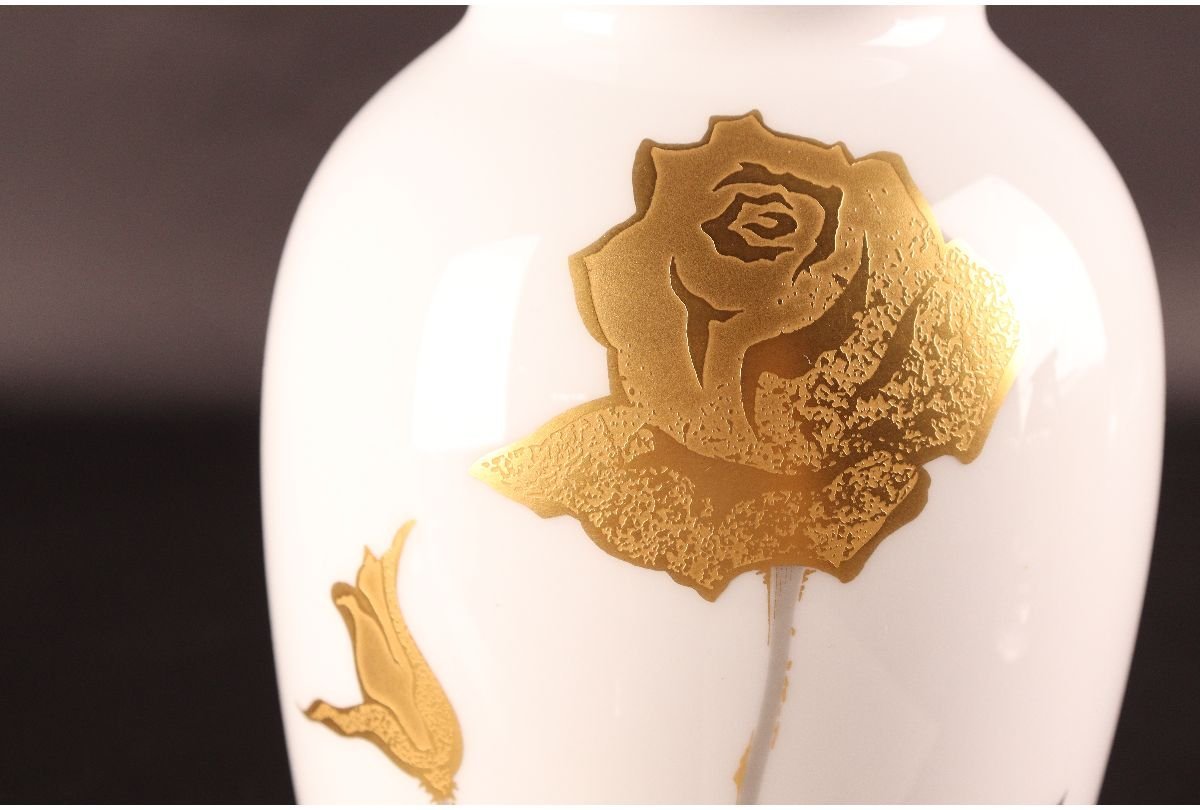 2025年最新大倉陶園 [URA]大倉陶園/金蝕薔薇紋花瓶/22cm/