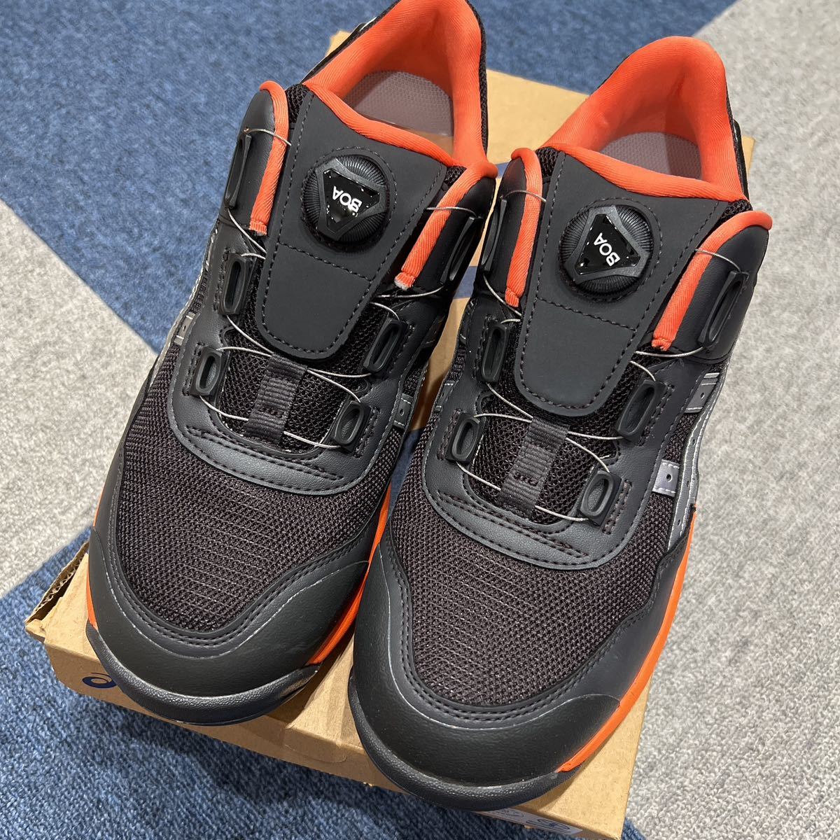 送料込☆アシックス ウィンジョブCP209 BOA 26.0cm安全靴 ファントム/シルバー