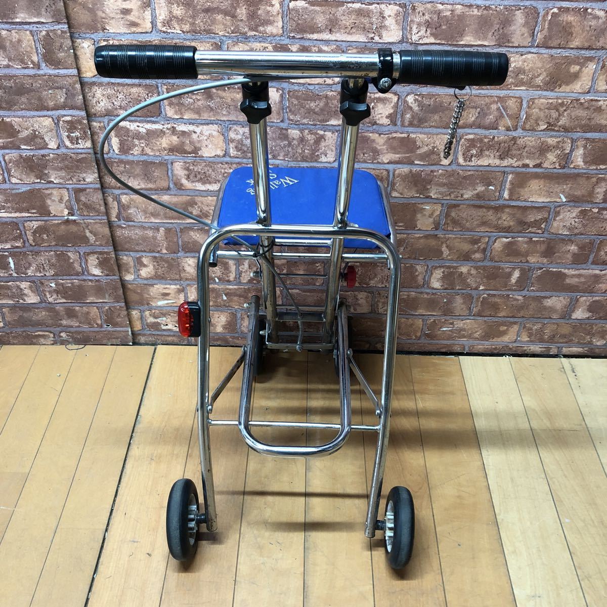 N 1607 品 昭和レトロ 折りたたみ シルバーカー 押し車 歩行補助車 