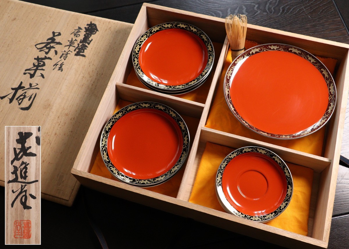 Yahoo!オークション - MA202 輪島塗 慶塚漆器店 扇面五節句蒔絵 卓上膳