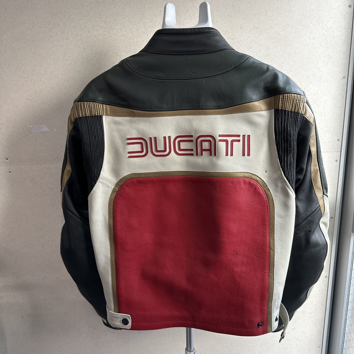 DUCATI ダイネーゼ ドゥカティ トリコロール レザージャケット 