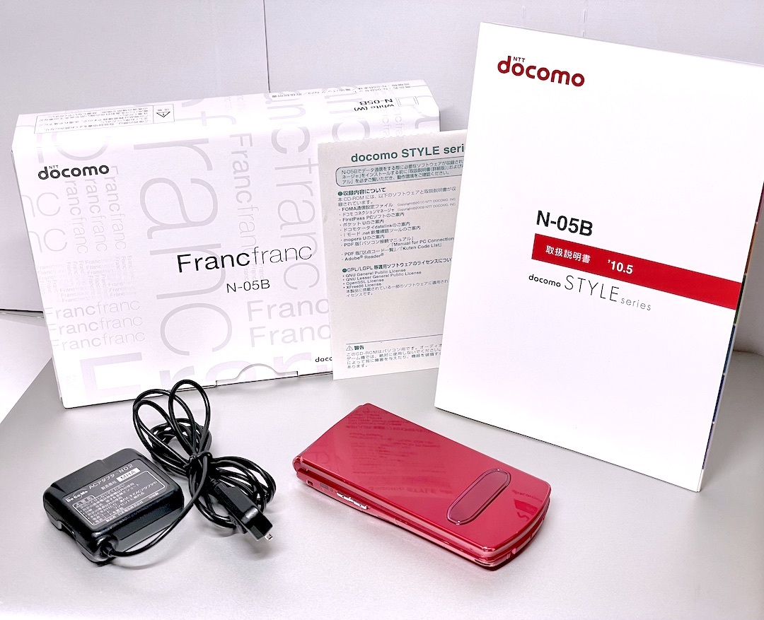 docomo N05B フランフラン携帯本体 ジャンク品 スマートフォン・携帯電話