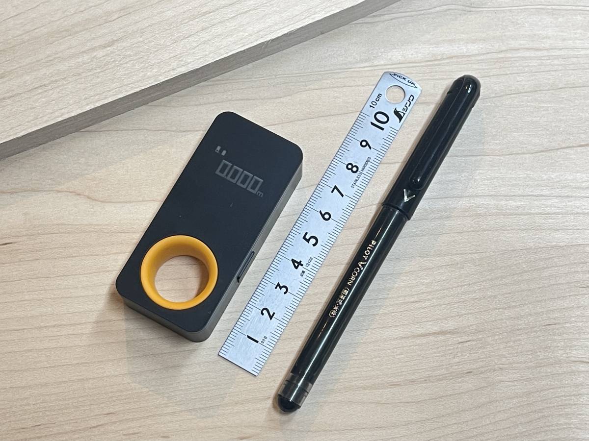 【中古 美品 送料無料】HOTO レーザー距離計 ※精度は数ミリ誤差あります　/ 2021年グッドデザイン受賞