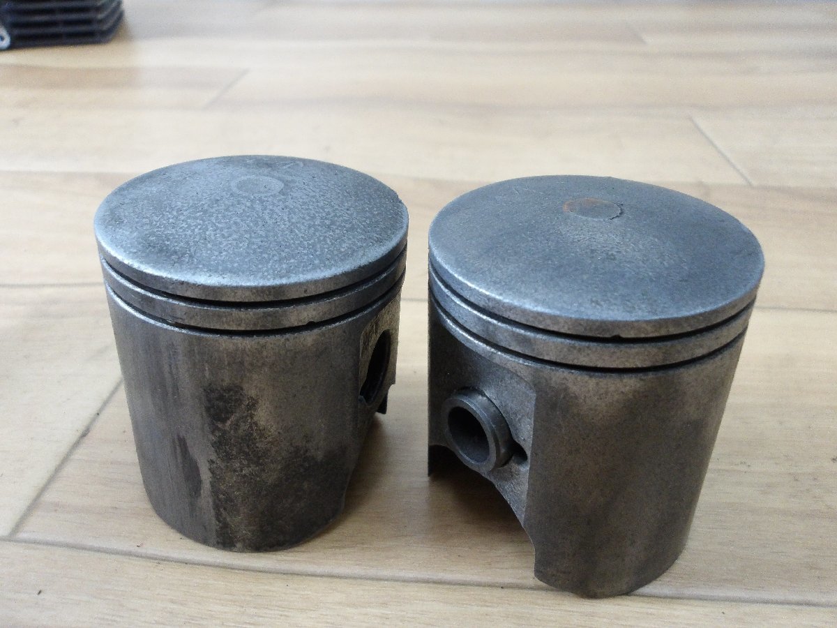 スズキ　RG250ガンマ(GJ21B)中古ピストン　使用可能です。