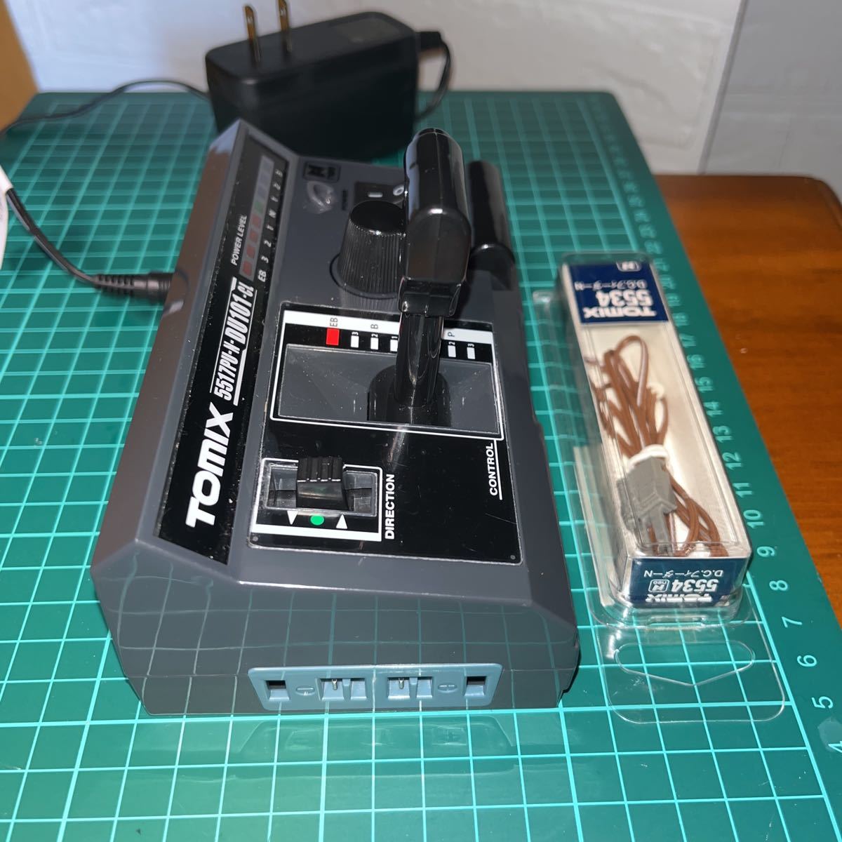 TOMIX TCSパワーユニットN-DU101-CL フィーダー線付 鉄道模型 Nゲージ