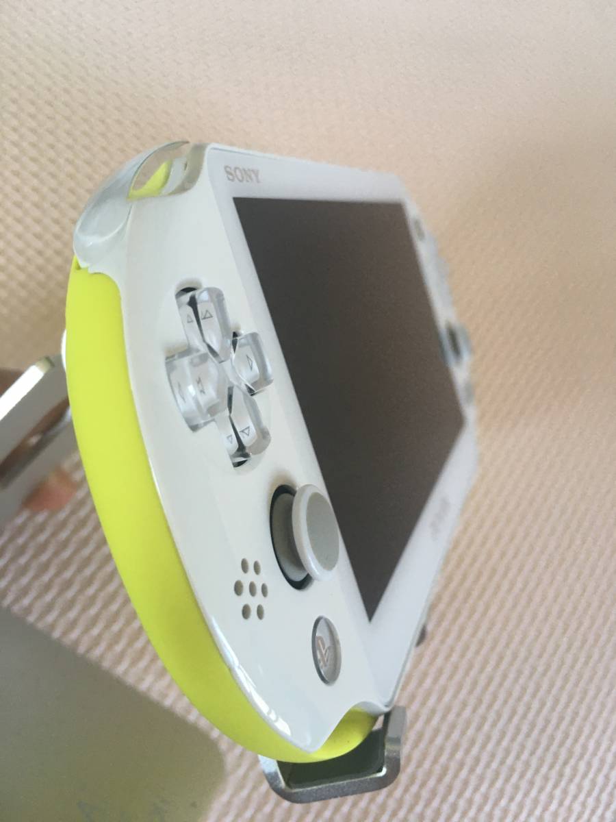 PS Vita PCH-2000 ペルソナ4 ダンシング・オールナイト ペルソナ4 4