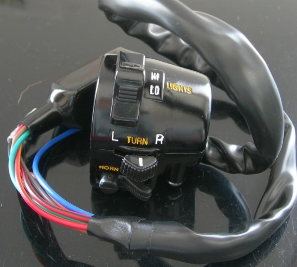 ★Z1 Z2 750 RS 900★ ハンドルスイッチ左★リプロ品★Z750 KZ900 Z1000★KAWASAKI カワサキ★