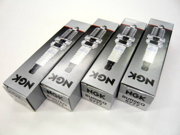 送料無料 NGK プラグ BUR7EQ BUR9EQ 各2本の4本セット RX-7 FD3S FC3S