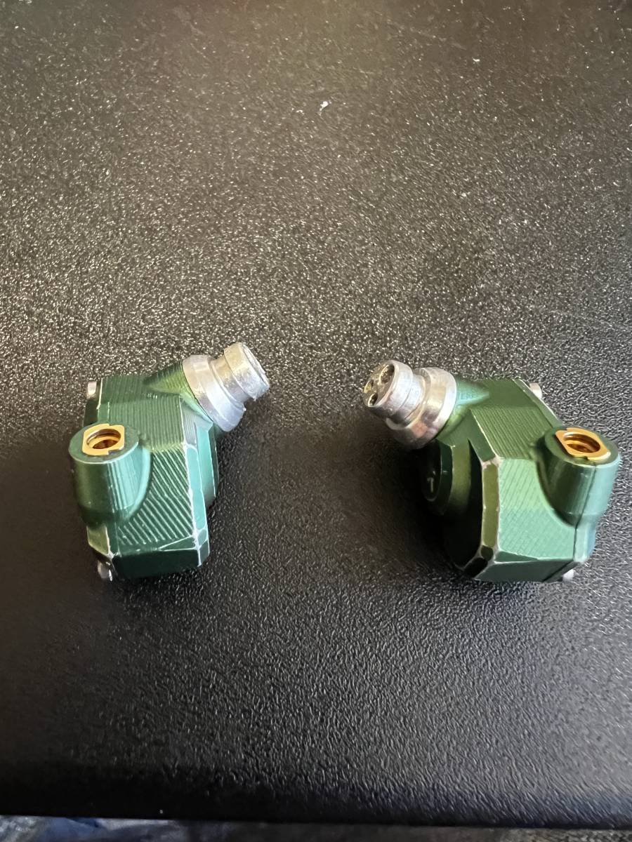 Campfire Audio Andromeda 初代モデル 動作確認済 Beat Audio Emerald 