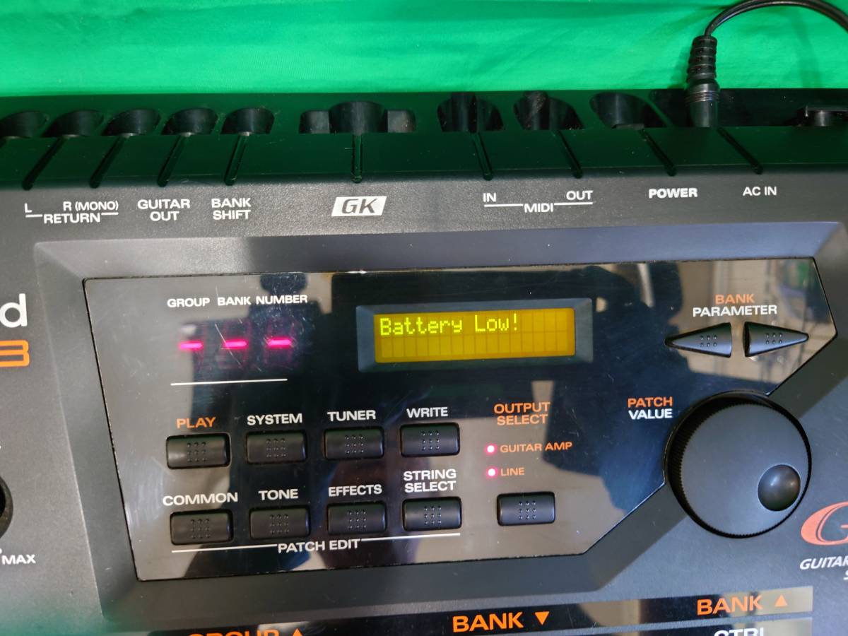 Roland GR-33 GUITAR SYNTHESIZER / GK-2A DIVIDED PICKUP SET 中古品【ローランド ギター シンセサイザー / ピックアップセット】