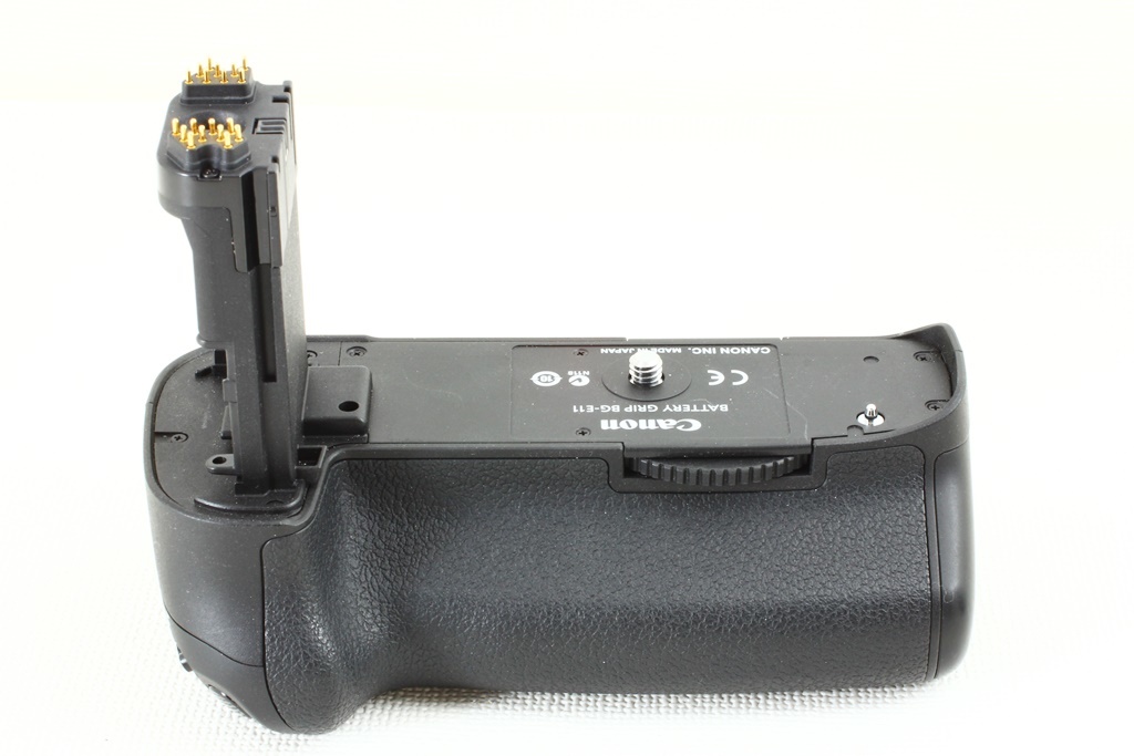 極上品◆Canon キヤノン BG-E11 バッテリーグリップ 5Ds/5DsR/5D MarkIII用◆A1187
