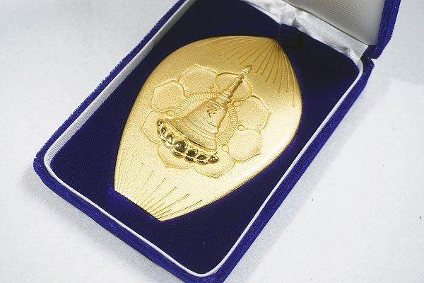 質Banana】希少 中古保管品 阿含宗 霊障魔除け 光明宝蓮華 法具 お守り 質Banana】希少 中古保管品 阿含宗 霊障魔除け 光明宝蓮華 法具 お守り