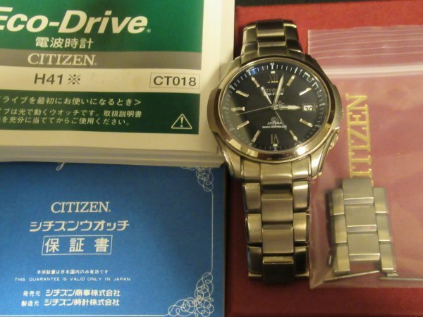 シチズン アテッサ エコドライブ ATD53-2642 美品 チタン 電波 ソーラー 定価60，000円