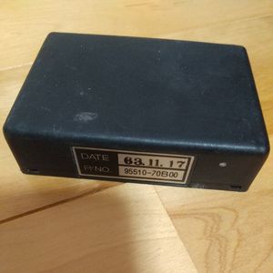 エリシオンRR1 オートエアコンアンプ新品79610-SJK-942