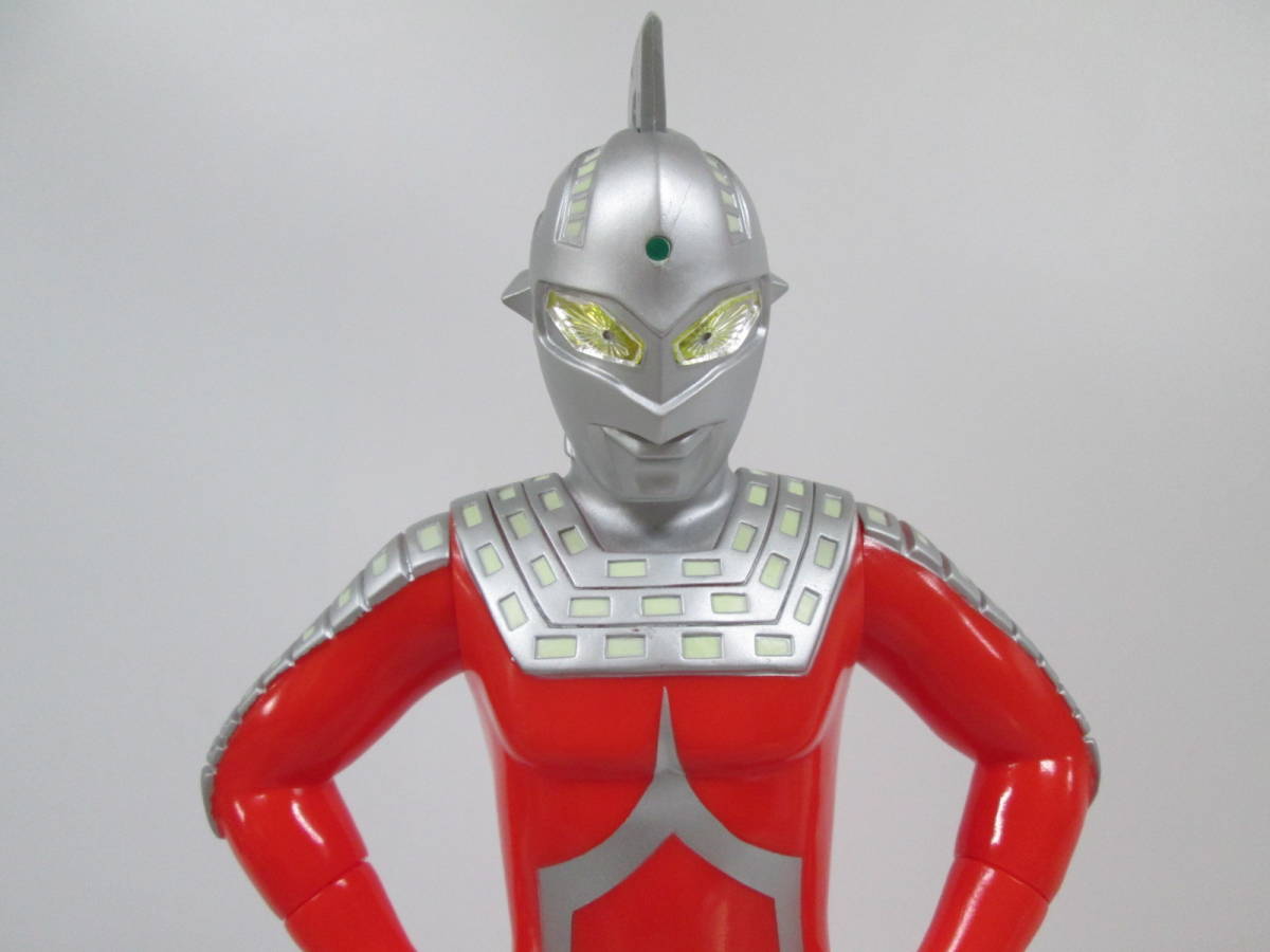 0803i F3789】 バンダイ 京本コレクション4 ウルトラセブン 全高45cm 
