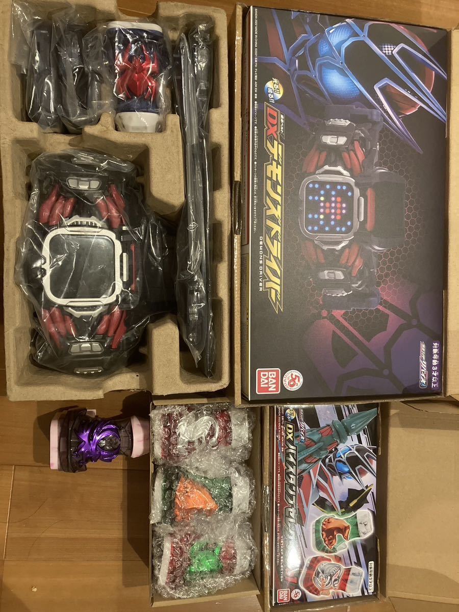 仮面ライダー 変身ベルト まとめ売り バンダイ 仮面ライダーリバイス 変身ベルト まとめ売り 変身ベルト
