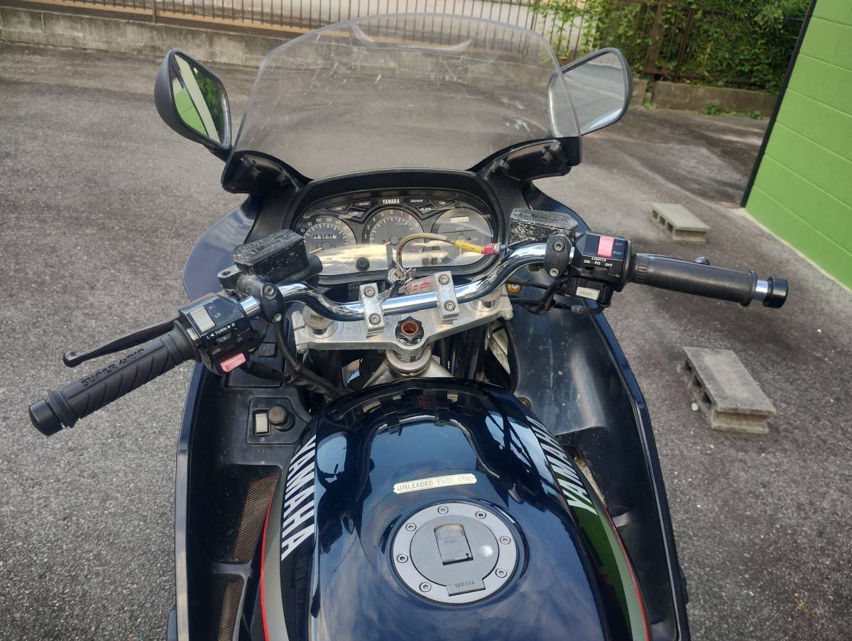 ヤマハ FJ1200 エンジン実働ですが難あり レストアベースか部品取り 