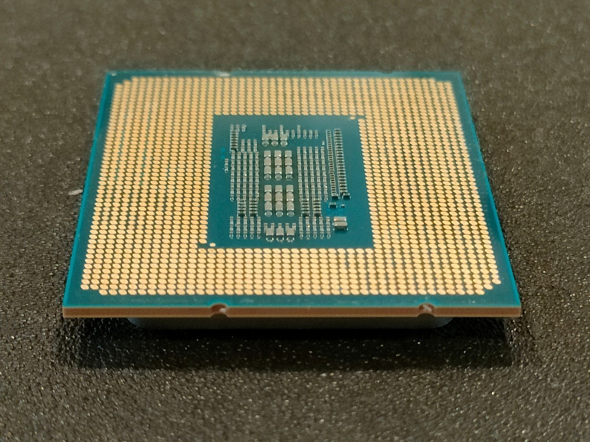 専用 Intel Confidential CPU 12700 ES品本体 専用 Intel Confidential CPU 12700 ES品本体 定番，格安】 Intel