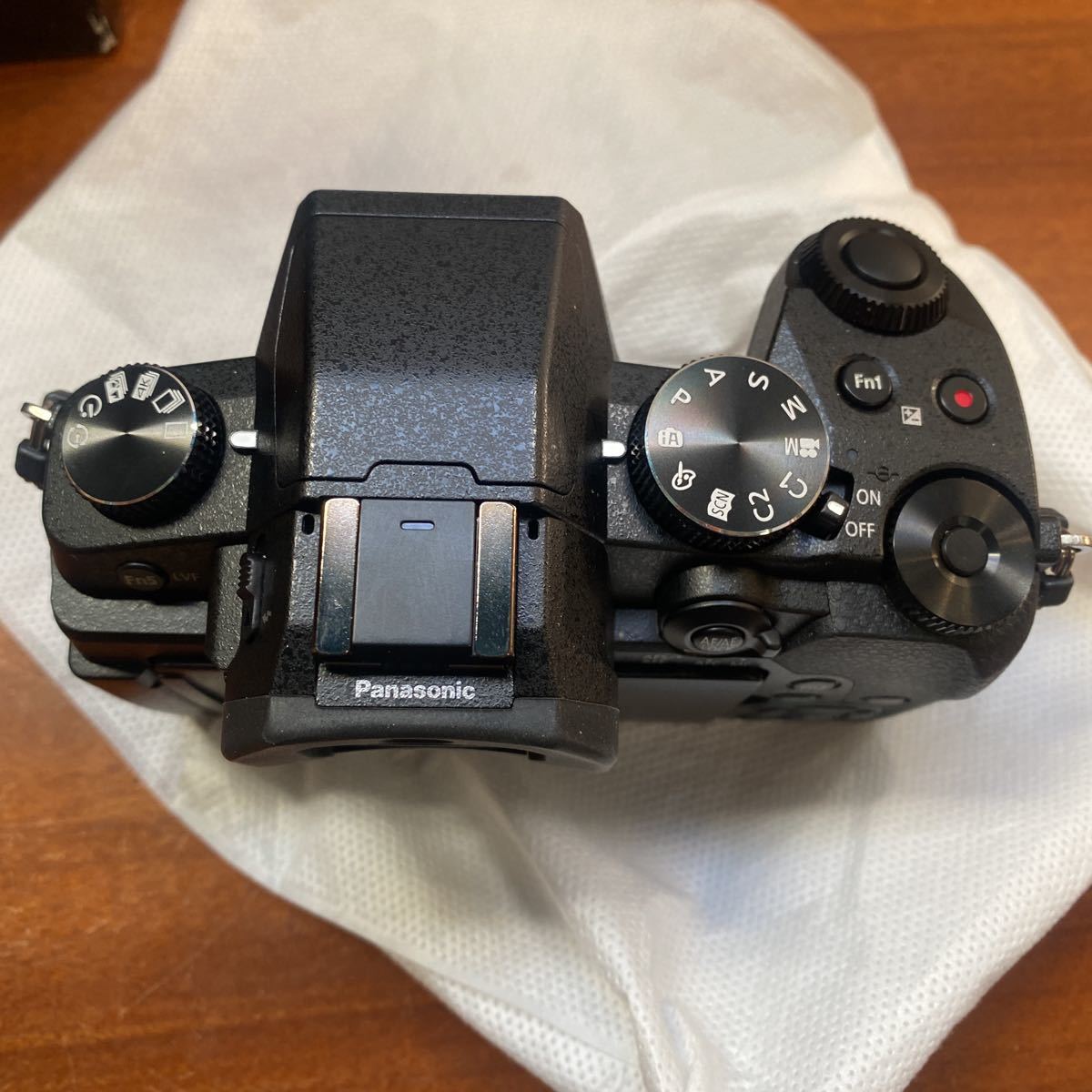 LUMIX Panasonic DMC-G8 パナソニック ボディ 箱有り ベルト 新品 充電
