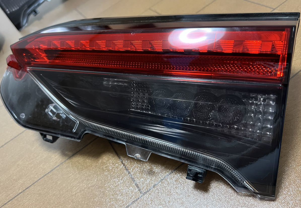 RAV4 テールランプ トヨタ純正 寒冷地仕様 RAV4 トヨタ 50系 ダーク