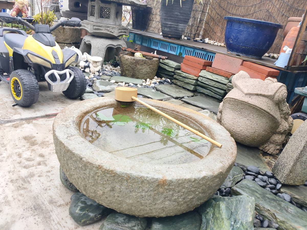 RGE-225872 (姫路市引取限定) つくばい☆溜まり石☆日本庭園