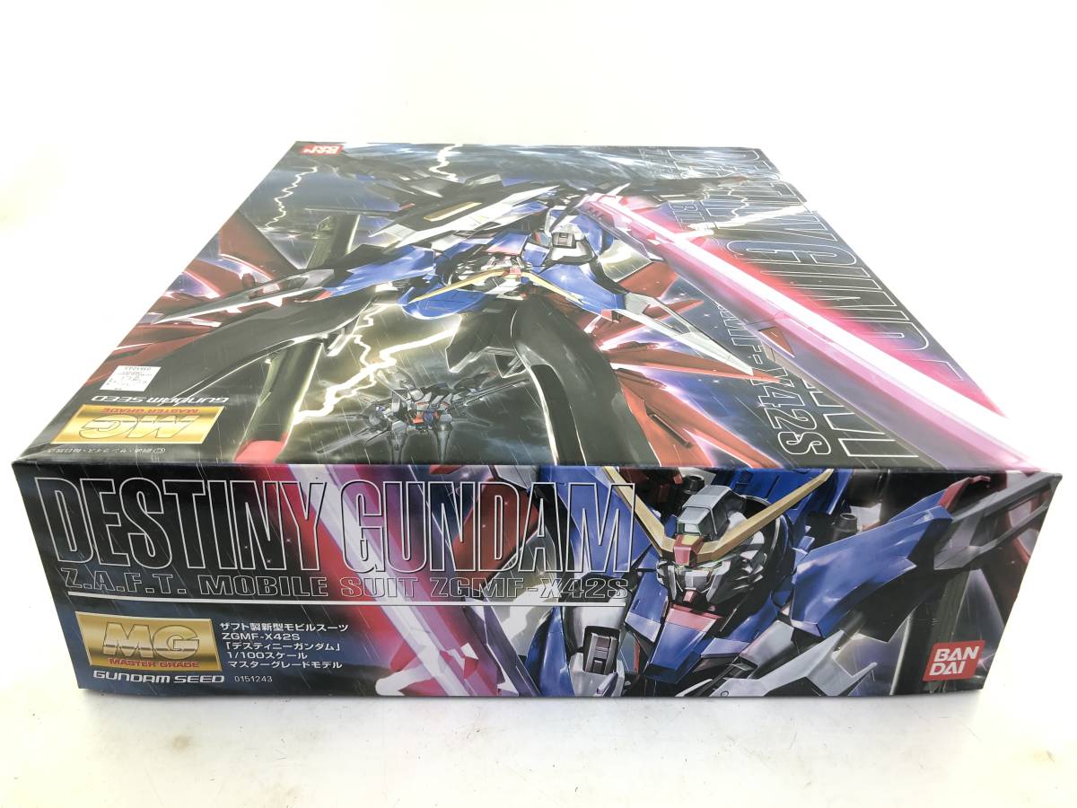 ザフト製新型モビルスーツZGMF-X42S「デスティニーガンダム」1⁄100 Rg