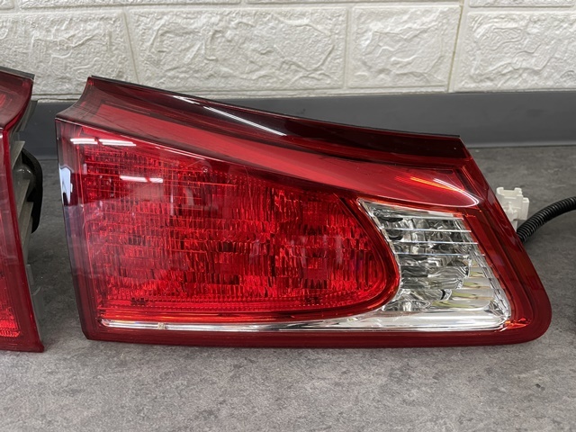 LEXUS レクサス GSE20 GSE21 IS250 IS350 中期 純正 テールランプ 一式