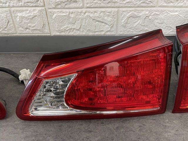 LEXUS レクサス GSE20 GSE21 IS250 IS350 中期 純正 テールランプ 一式