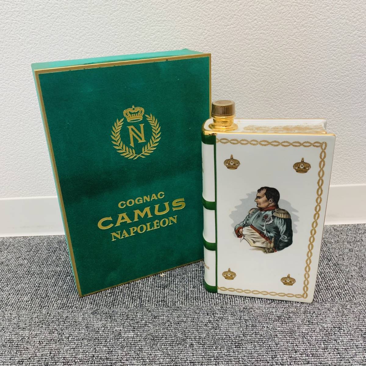 1円～未開栓CAMUS カミュ ナポレオン ブック ブランデー 700ml 40