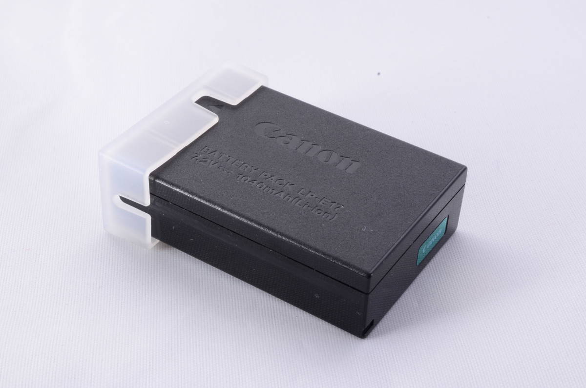 得価，新品 ほぼ Canon キヤノン 純正バッテリーパック LP-E17 劣化なし EOS 9000D 8000D/EOS Kiss X10i X9i X10/EOS M3 M5 M6 等(キヤノン)｜売買されたオークション情報、yahooの商品情報をアーカイブ公開 - オークファン 一眼用