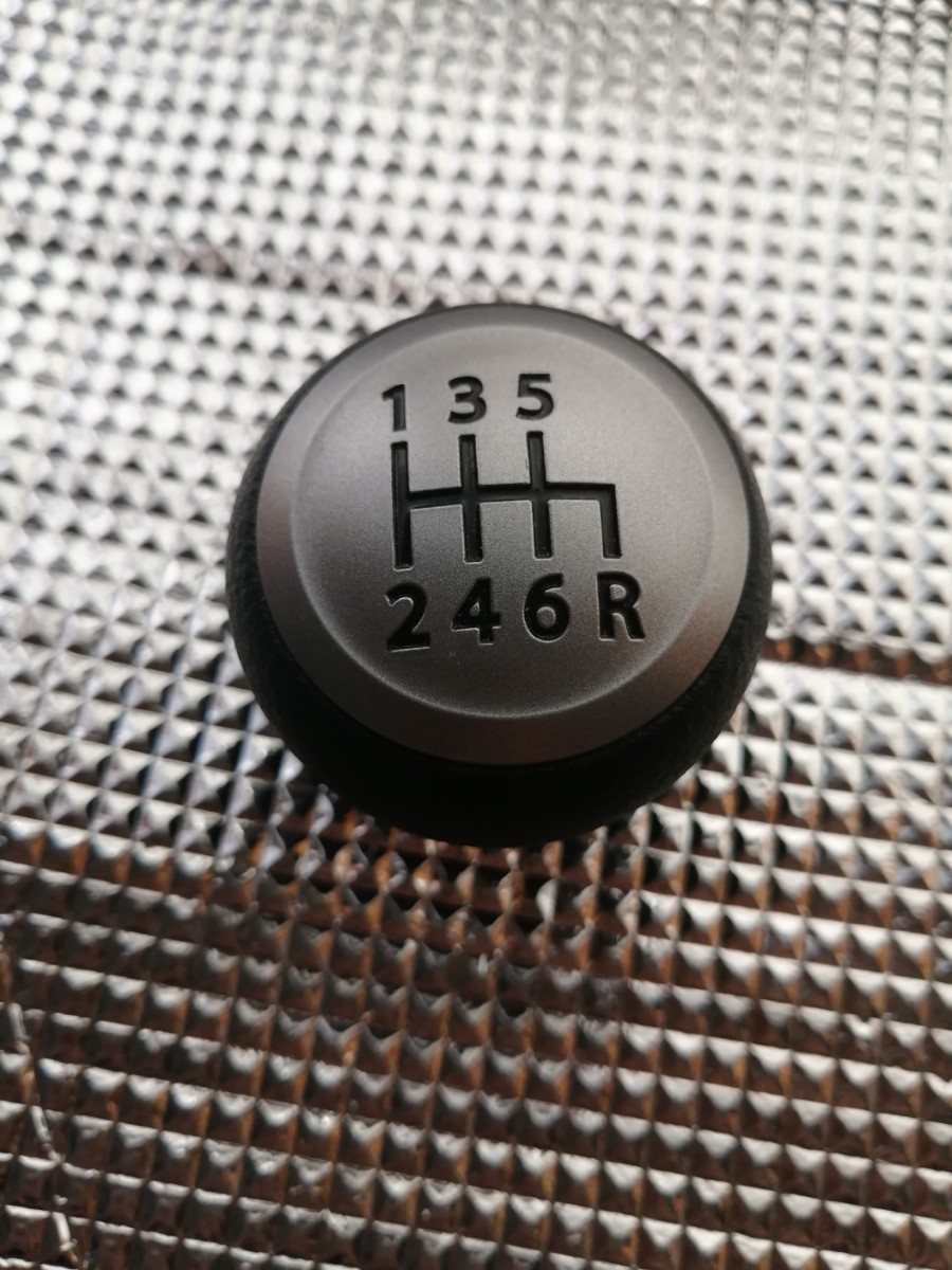 ZC32S スイフトスポーツ　純正シフトノブ　6MT（M12xP1.25）