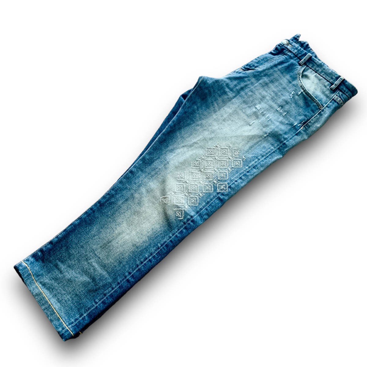  1円〜 D28 超 モデル 定価12万 XL 38 エトロ ETRO 圧巻の刺繍デザイン テーパード デニム パンツ ジーンズ イタリア製 ペイズリー(W35～)｜売買されたオークション情報、yahooの商品情報をアーカイ W35～