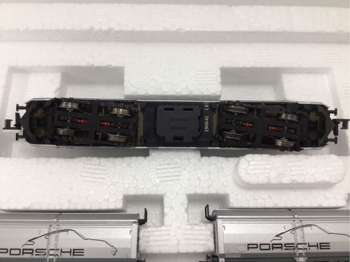 1円〜 TRIX Nゲージ MINITRIX Sonder-Edition Porsche Museum 91021