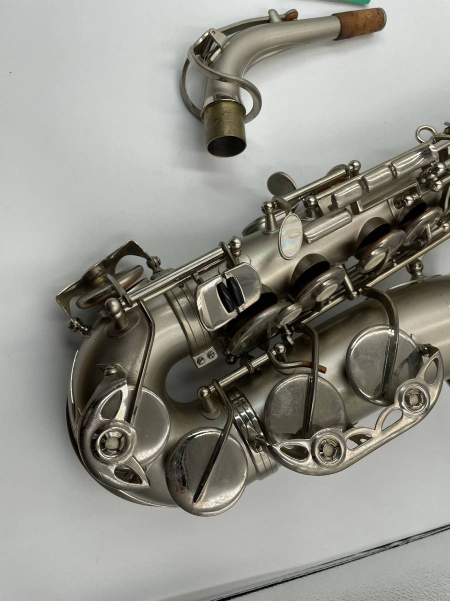 現状品MINERVA アルトサックス MAS-59FN シルバー ミネルバアルト