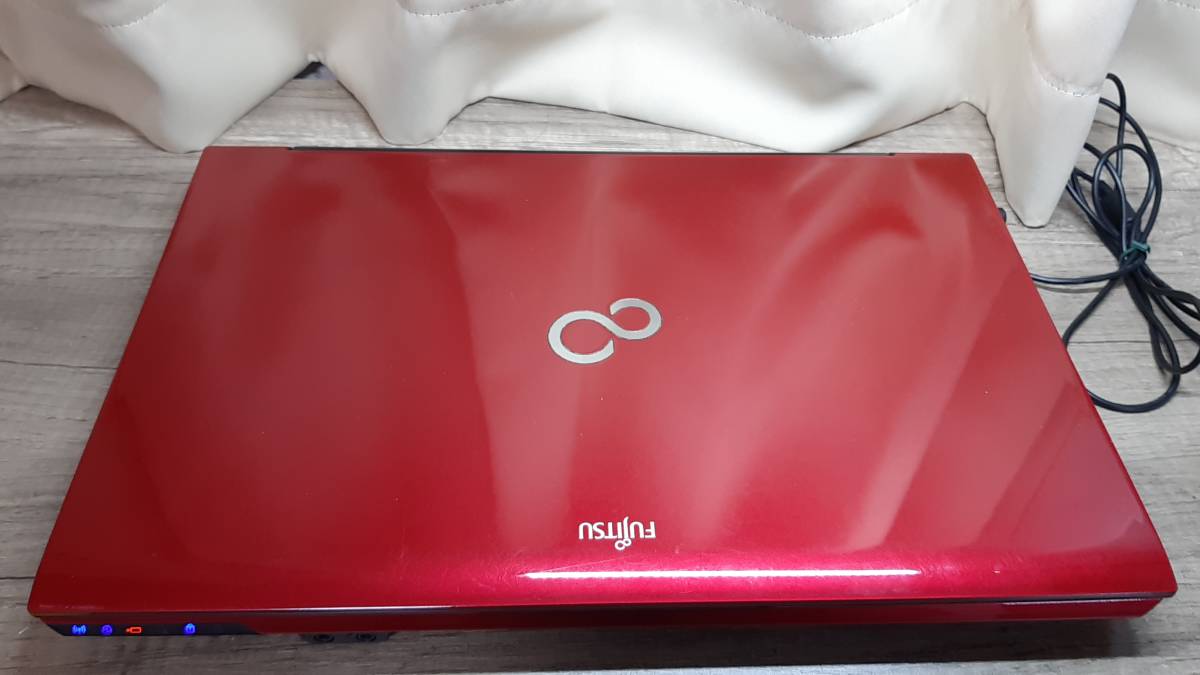 【動作未確認 ジャンク】 FUJITSU ノートパソコン Corei5 メモリ4GB 15.6型