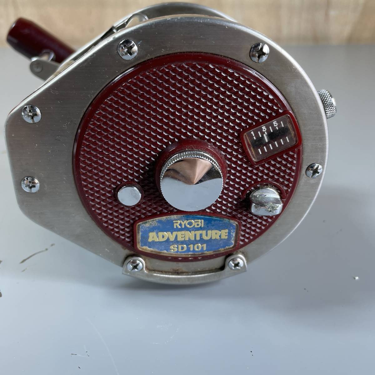 ☆ (H) RYOBI リョービ ADVENTURE SD101 リール 釣具 (中古品・現状品