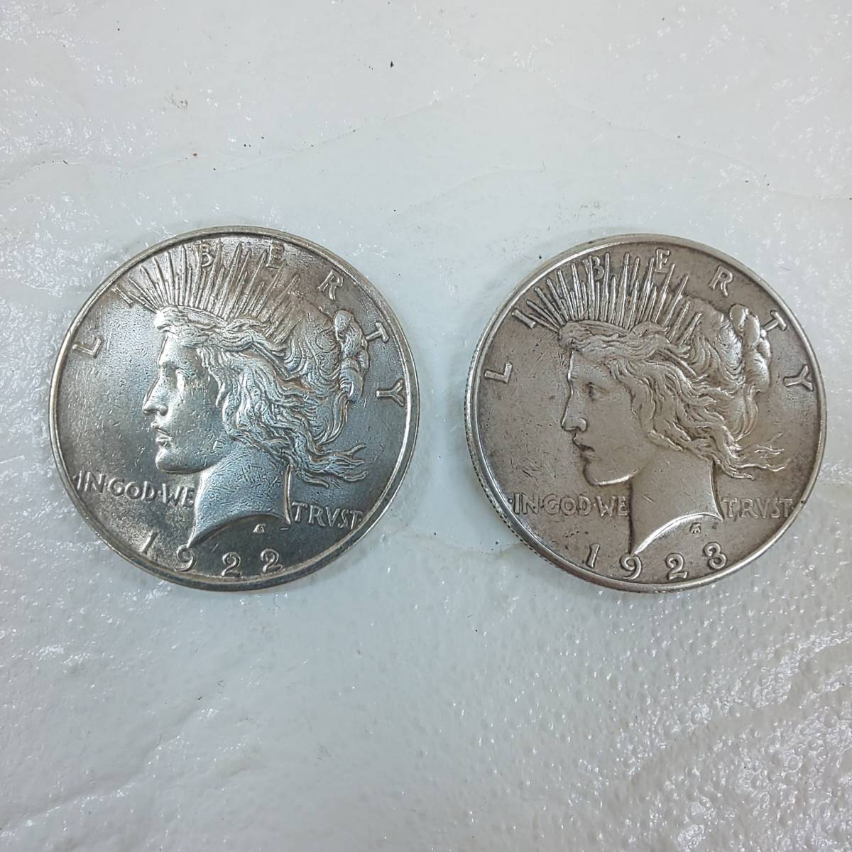 ◎リバティコイン◎LIBERTY ONE DOLLAR 1922年⁄1923年 銀貨2枚セット