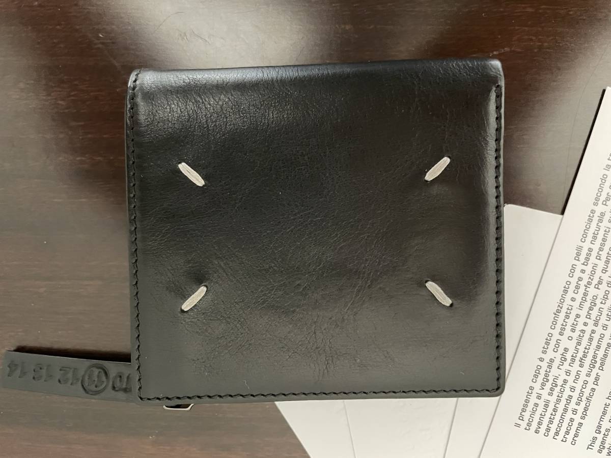 Maison Margiela 楽しく フォールデッドレザーウォレット 2つ折り財布 黒 