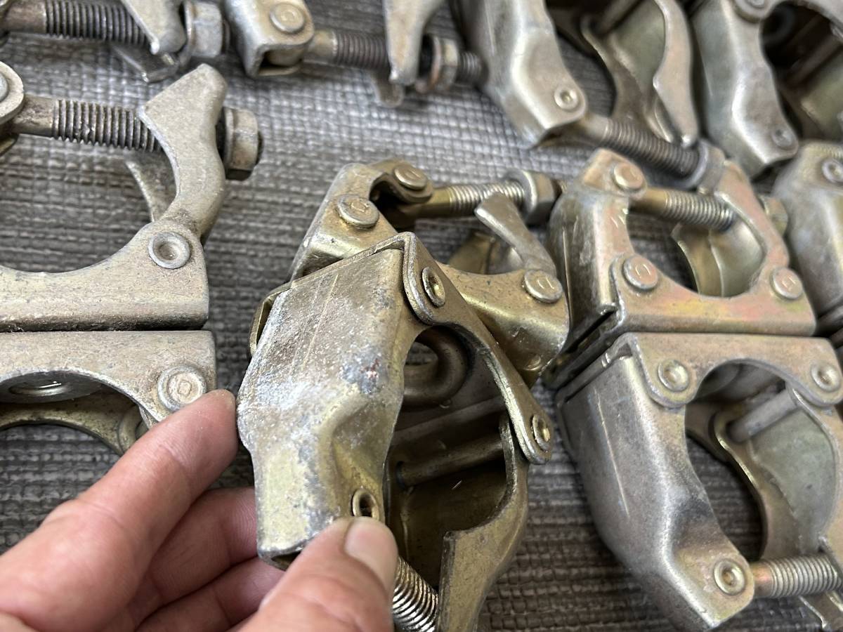 大阪引取限定】③ 直交クランプ 105個 自在クランプ 37個 まとめて/ DS  