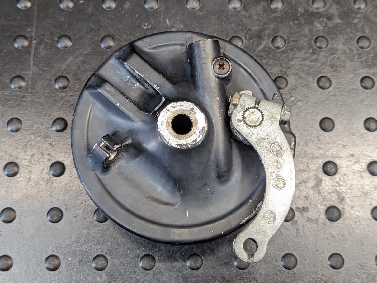 □ホンダ CT110 ハンターカブ 純正 フロントブレーキドラムパネル