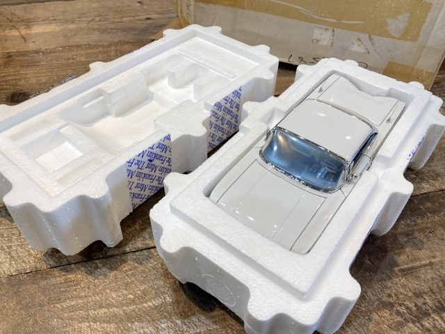 フランクリンミント 1/24 1960 CHEVROLET IMPALA ※まとめて取引・同梱