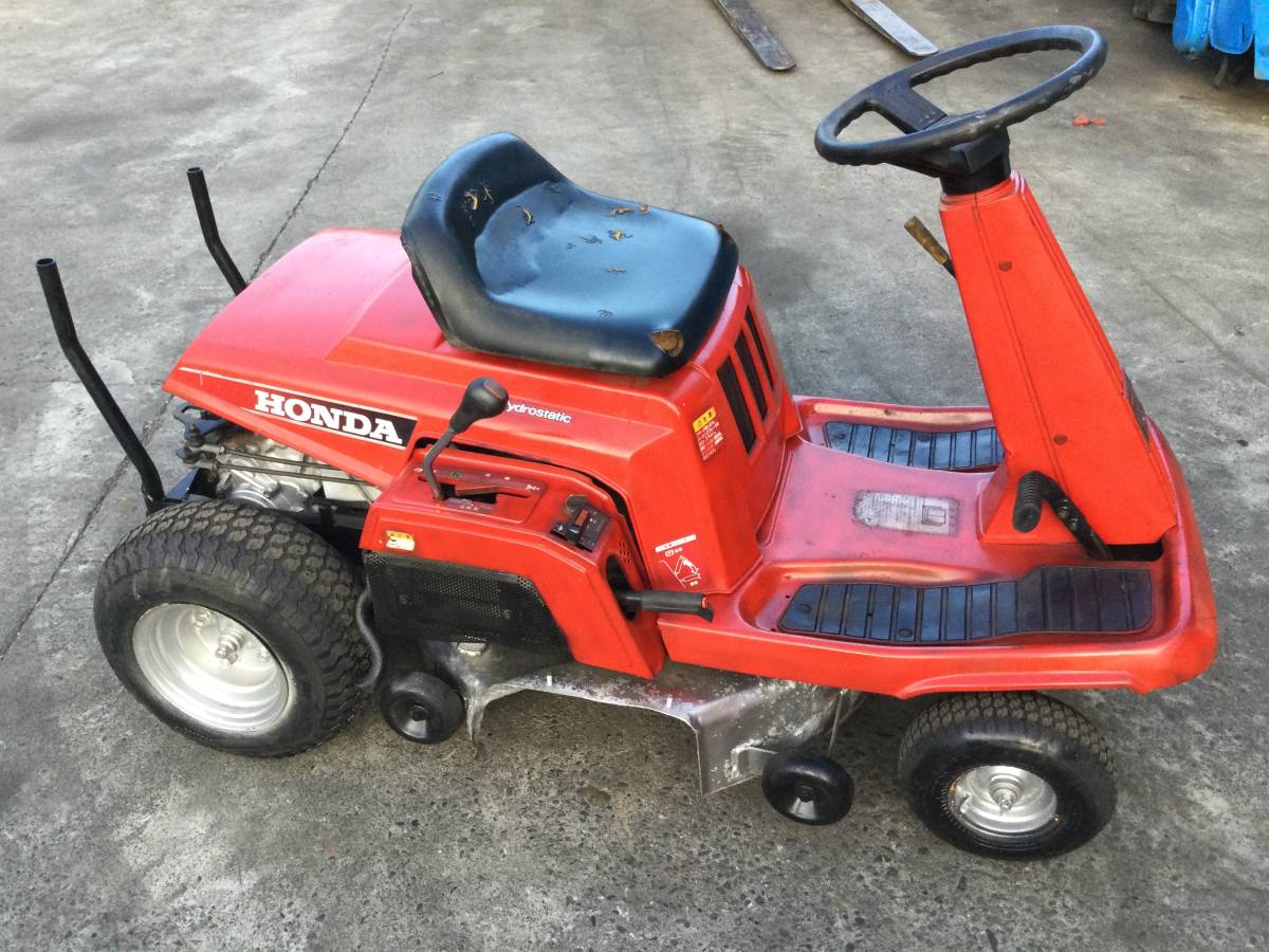 草刈り機　本田3011（MZAJ-2001216）　乗用　ガソリンエンジン中古