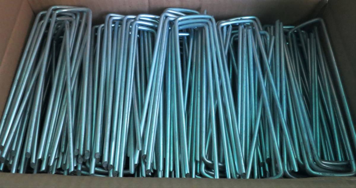 鉄製押えピン　防草シート等用　４０0個 　太さ4ｍｍ