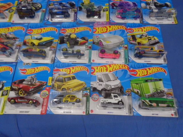 Hot Wheels 架空車まとめ売り □ホットウィール ベーシック 大量まとめ売り 架空車 謎車 30台