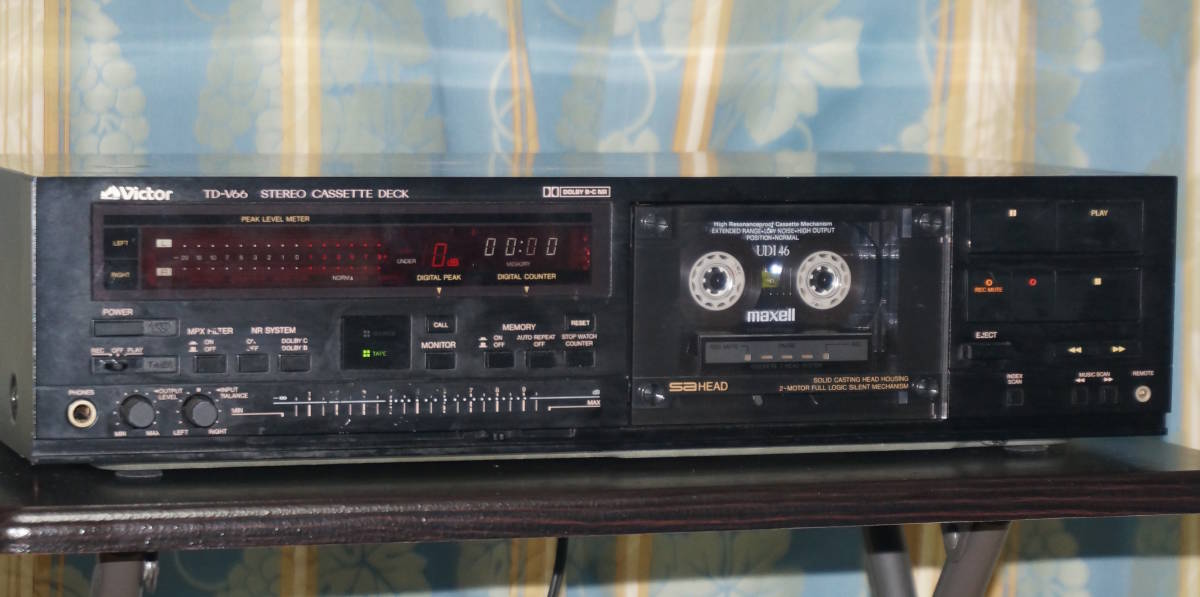 ☆ VICTOR ☆TD-V66カセットデッキ ☆ 3ヘッド ☆ 3モーター ☆ Dolby