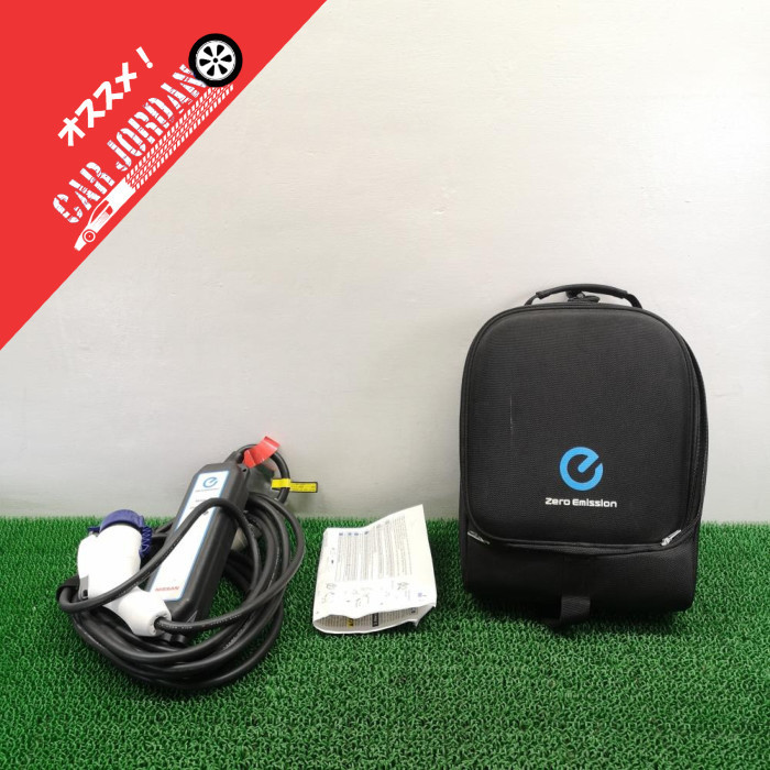 AZE0【充電ケーブル コード　29690 3NK5E】日産 リーフ REV1-31