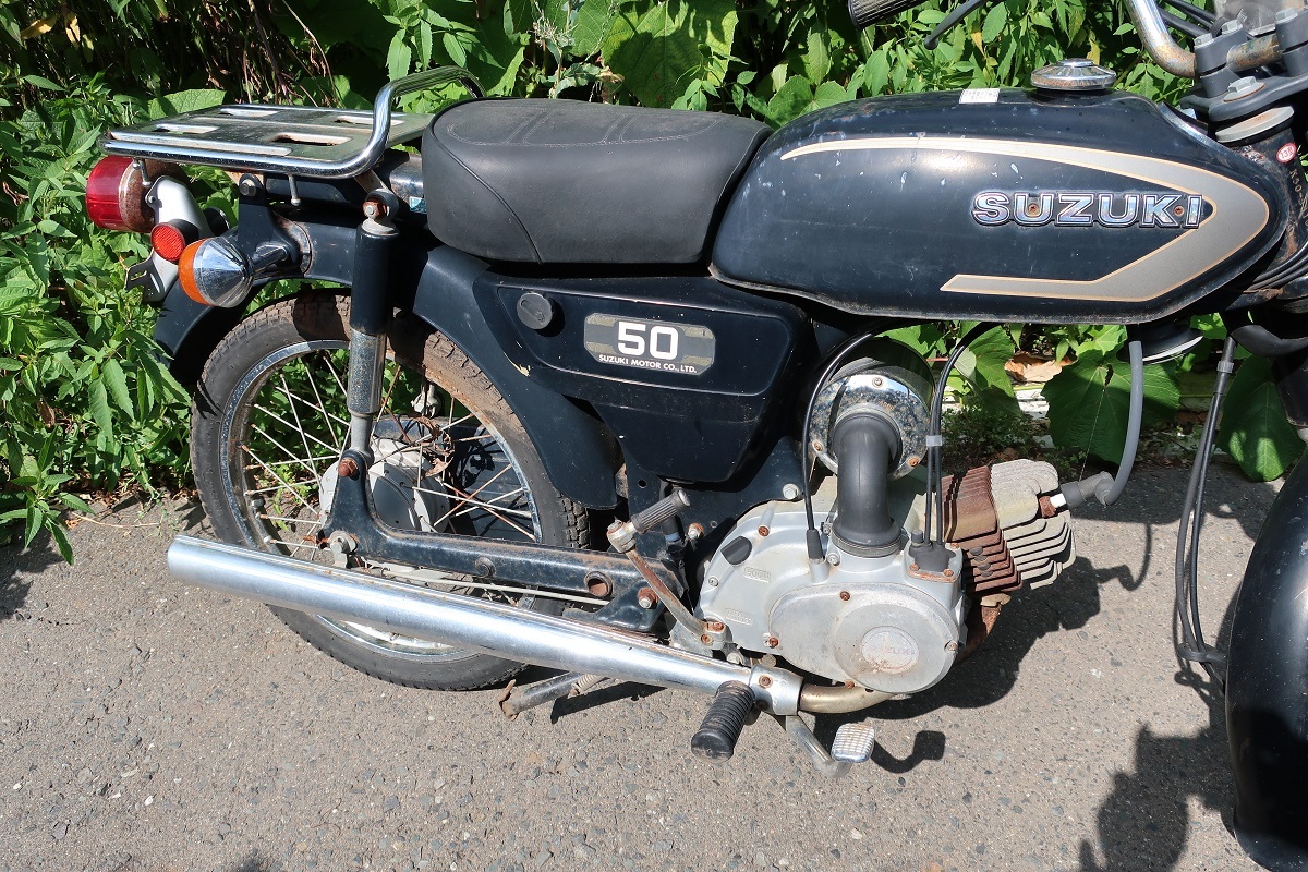 スズキコレダ50 ジャンク品 スズキ（SUZUKI） コレダスポーツ50 タンク 純正 中古 バイク 部品 K50