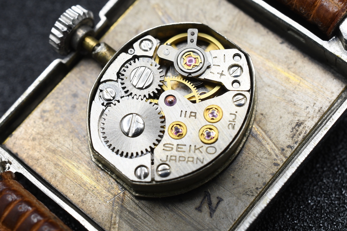 専用です。 SEIKO セイコー Ref：28017 Cal：11A スクエア 手巻き ローマン ブルー
