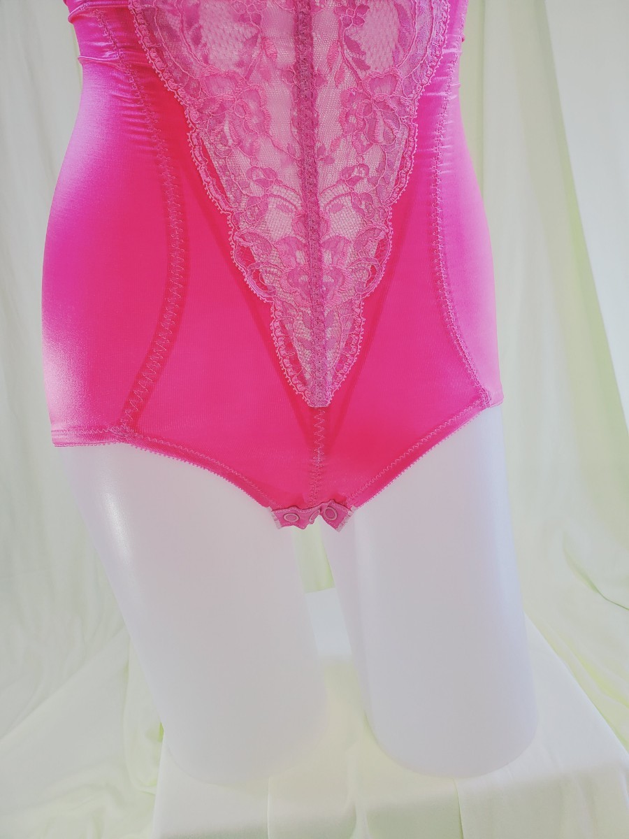 マルコ グレーシー ボディースーツ D67.5M ツルツルピカピカ生地 新品